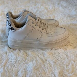 Women's Beige Platform Sneakers with Patterned Detail
